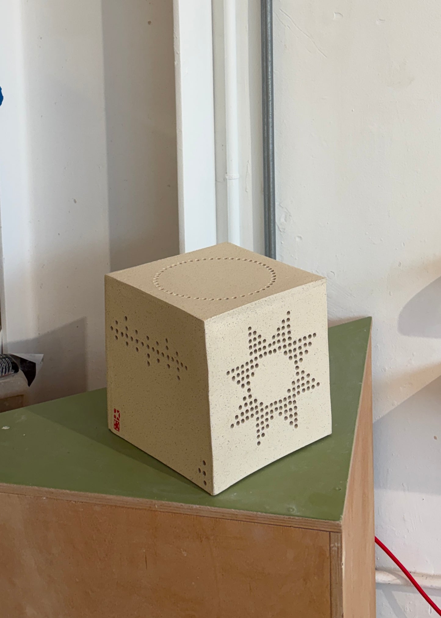 speckled box lamp